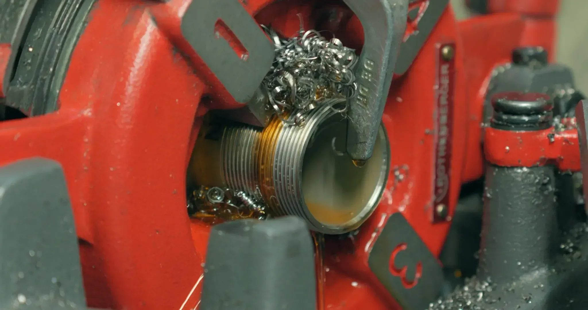 Film still from the company portrait for Badtke Edelstahl, BVMW Mittelstandspreis